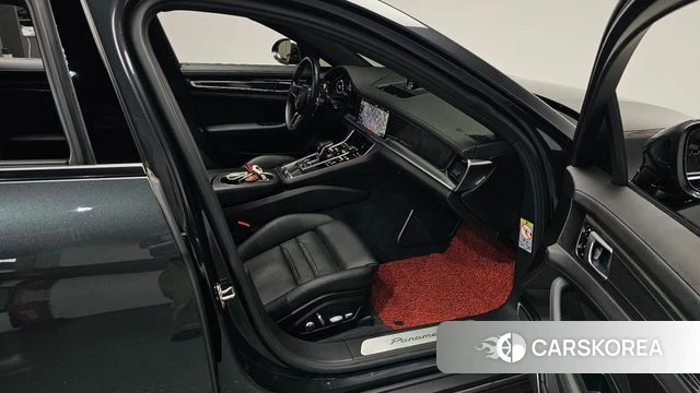 Porsche Panamera (971) 2018 Серый из Кореи, фото 2