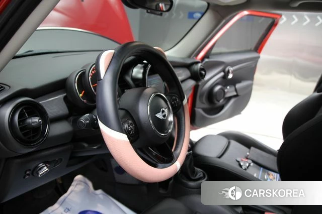 Mini Cooper D 2018 Красный из Кореи, фото 2