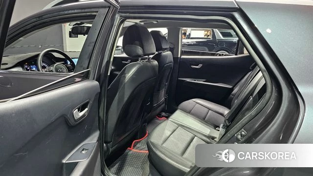 Kia Stonic 2020 Серый из Кореи, фото 2