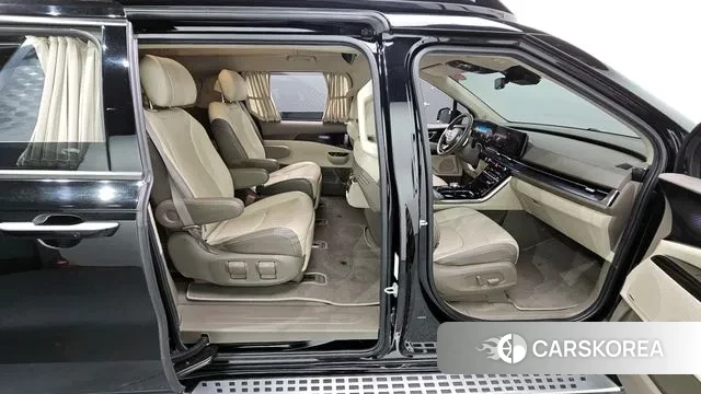 Kia Carnival 4th generation 2021 Черный из Кореи, фото 2