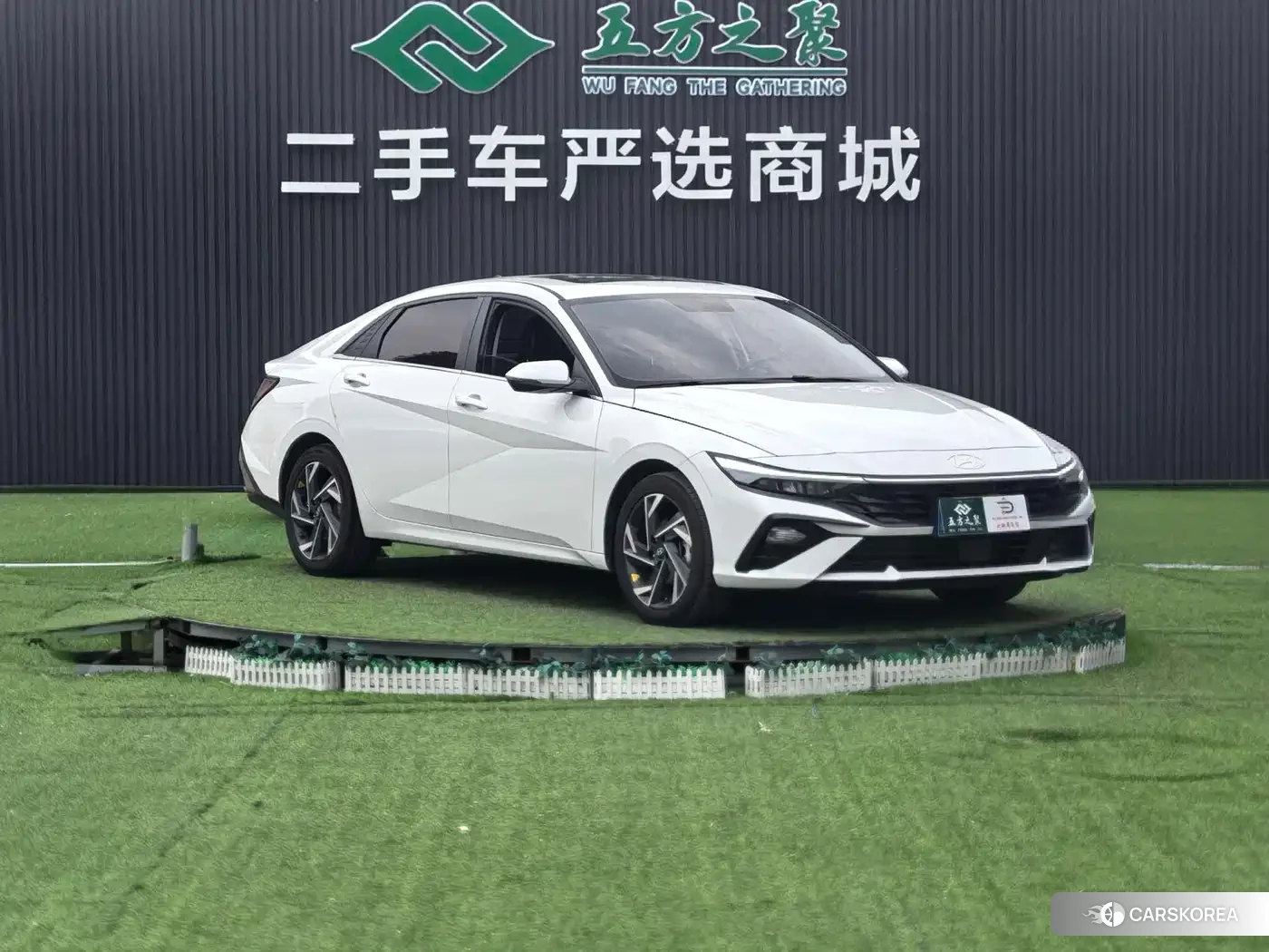 Hyundai Elantra 2025 Белый из Китая, фото 2