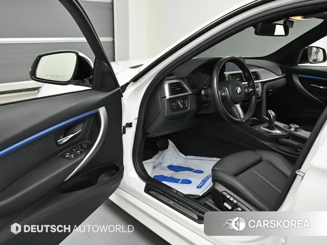 BMW 3 Series (F30) 2018 Белый из Кореи, фото 2