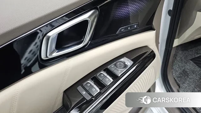 Kia Carnival 4th generation 2023 Белый из Кореи, фото 2