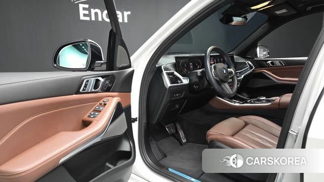 BMW X5 (G05) 2025 Белый из Кореи, фото 2