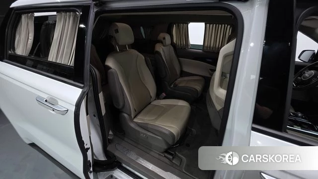 Kia Carnival 4th generation 2022 Белый из Кореи, фото 2