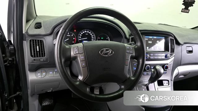 Hyundai The New Grand Starex 2021 Черный из Кореи, фото 2