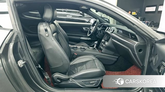 Ford Mustang 2018 Серый из Кореи, фото 2