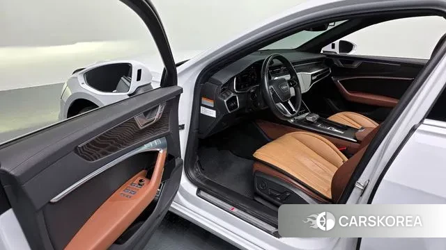 Audi A6 (C8) 2021 Белый из Кореи, фото 2