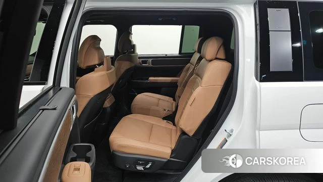Hyundai Santa Fe (MX5) 2024 Белый из Кореи, фото 2