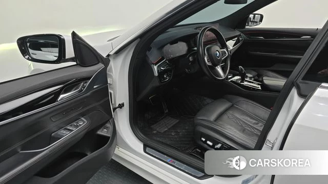 BMW 6 Series GT (G32) 2021 Белый из Кореи, фото 2