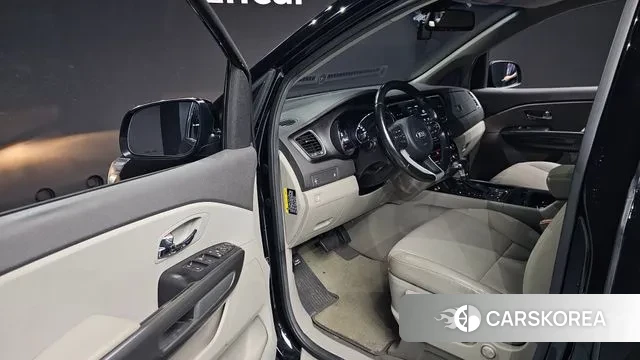 Kia All New Carnival 2018 Черный из Кореи, фото 2