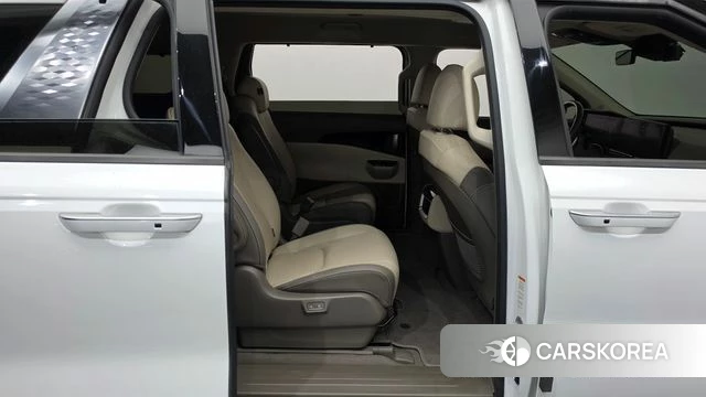 Kia Carnival 4th generation 2020 Белый из Кореи, фото 2