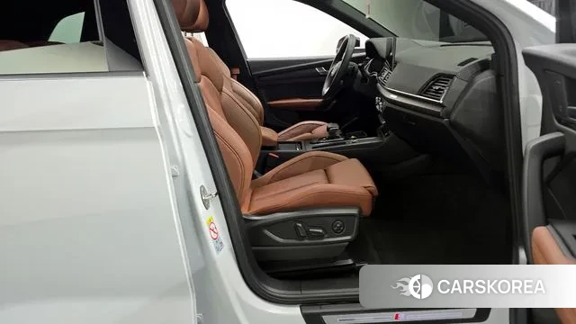 Audi Q5 (FY) 2023 Белый из Кореи, фото 2