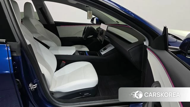 Tesla Model 3 2024 Синий из Кореи