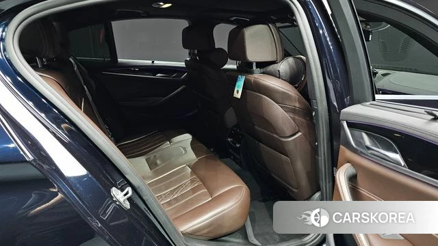 BMW 5 Series (G30) 2018 Синий из Кореи, фото 2