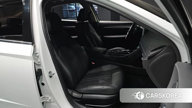 Hyundai Sonata (DN8) 2021 Белый из Кореи, фото 2