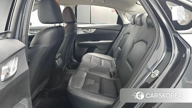 Kia The New K3 2nd generation 2021 Серый из Кореи, фото 2