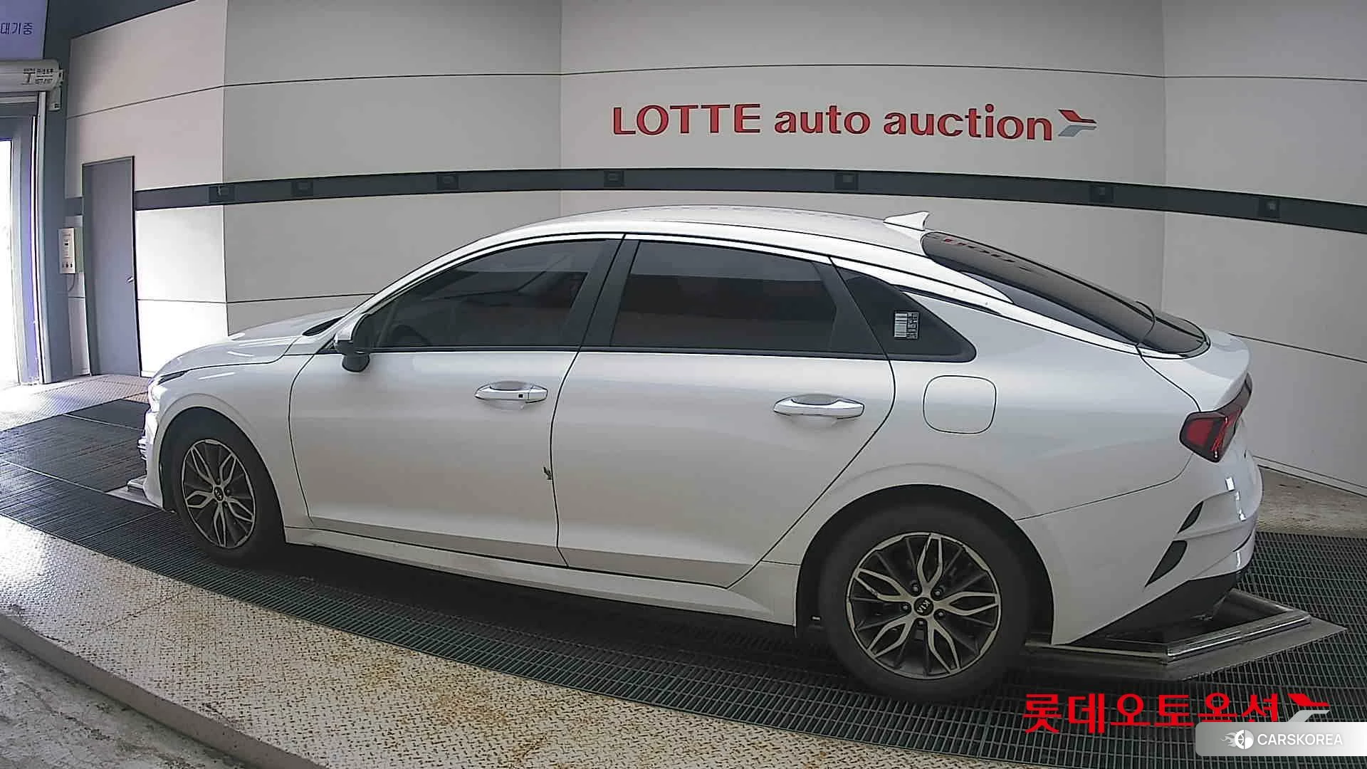 Kia K5 2020 Snow White Pearl (optional) из Кореи, фото 2