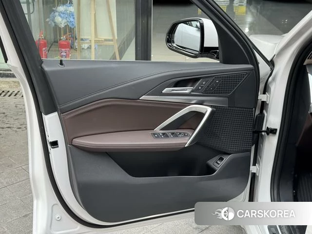 BMW X1 2023 Белый из Китая, фото 2