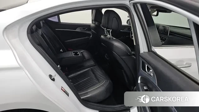 Genesis G70 2019 Белый из Кореи, фото 2