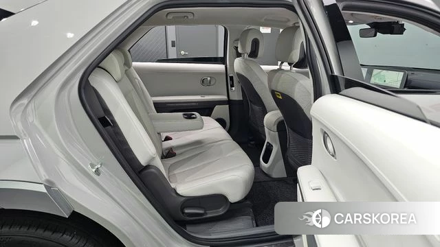 Hyundai Ionic 5 2022 Серебристо-серый из Кореи, фото 2