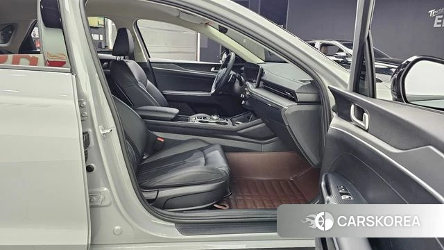 Kia The New K5 3rd generation 2024 Серебристо-серый из Кореи, фото 2