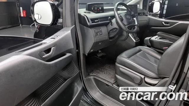 Hyundai Staria 2022 Черный из Кореи, фото 2