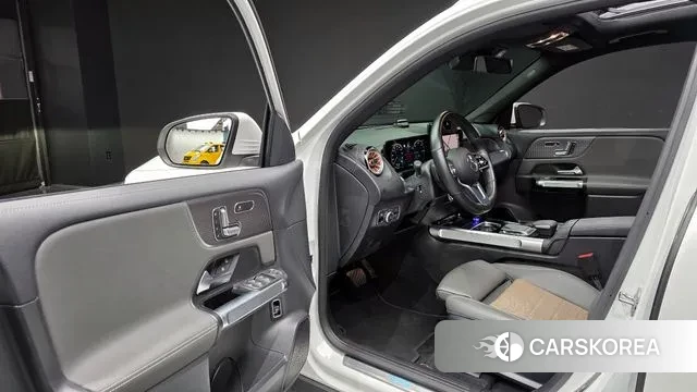 Mercedes-Benz EQB X243 2023 Белый из Кореи, фото 2