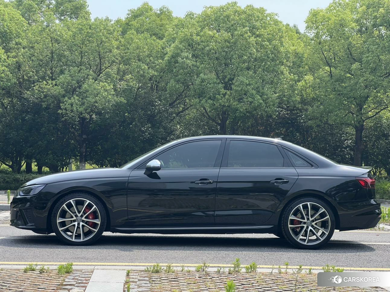 Audi S4 2020 Черный из Китая, фото 2