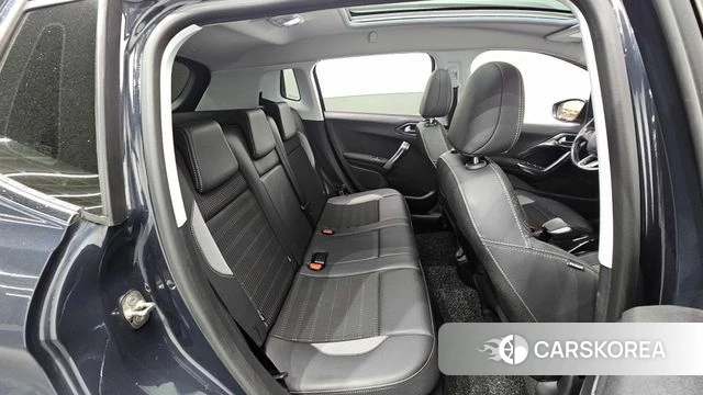 Peugeot 2008 2019 Серый из Кореи, фото 2