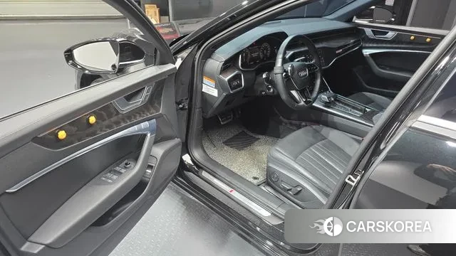 Audi A6 (C8) 2021 Черный из Кореи, фото 2