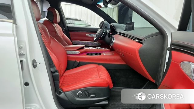 Genesis GV70 2021 Белый из Кореи, фото 2