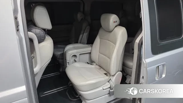 Hyundai The New Grand Starex 2018 Серебряный из Кореи, фото 2