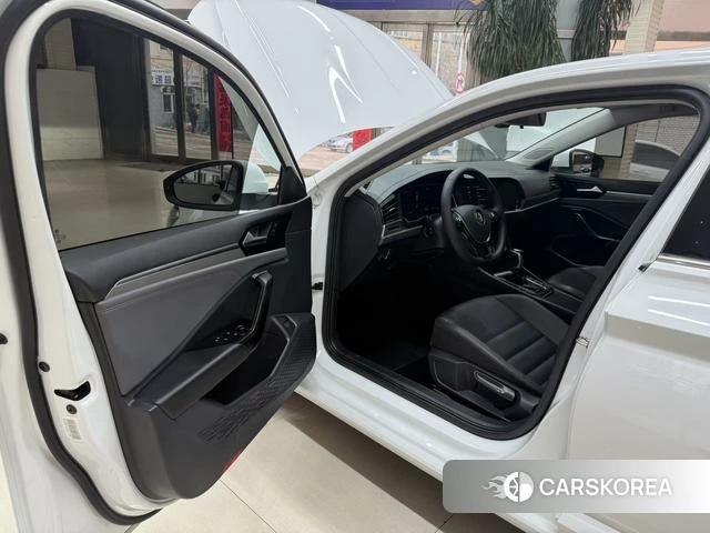 Volkswagen Sagitar 2022 Белый из Китая, фото 2
