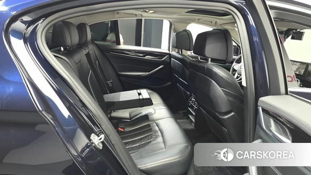 BMW 5 Series (G30) 2019 Синий из Кореи, фото 2