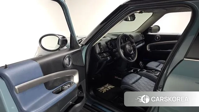 Mini Cooper S Countryman 2023 Зеленый из Кореи, фото 2