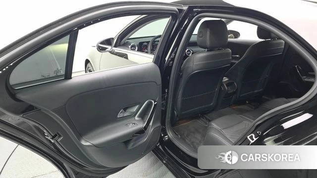 Mercedes-Benz A-Class W177 2020 Черный из Кореи, фото 2