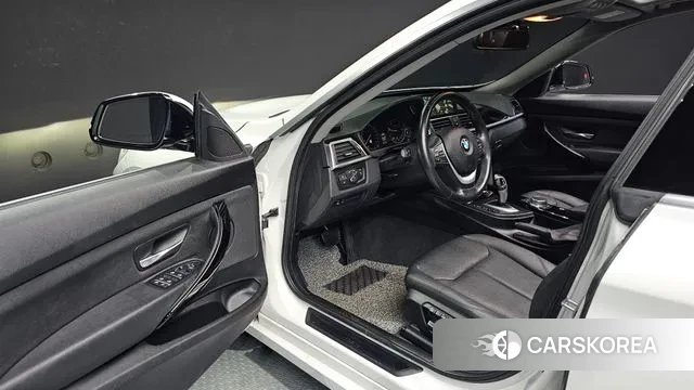 BMW 3 Series GT (F34) 2020 Белый из Кореи, фото 2