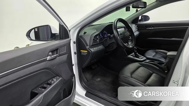 Hyundai The New Avante AD 2019 Белый из Кореи, фото 2