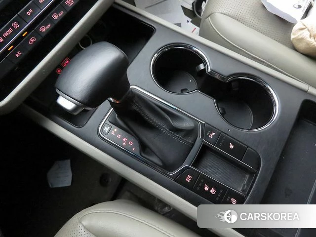 Kia The New Carnival 2019 Черный из Кореи, фото 2