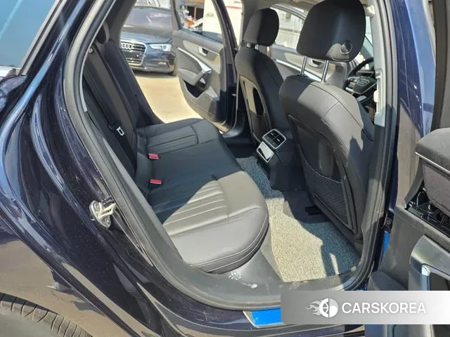 Audi A6 (C8) 2020 Синий из Кореи, фото 2