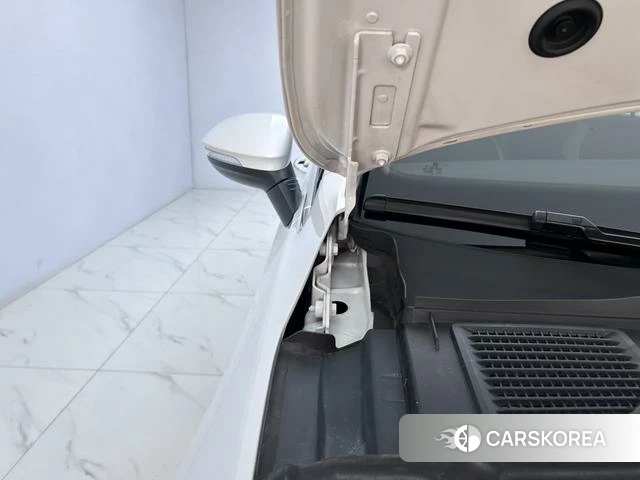 Volkswagen Golf 2023 Белый из Китая, фото 2