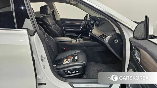 BMW 6 Series GT (G32) 2018 Белый из Кореи, фото 2