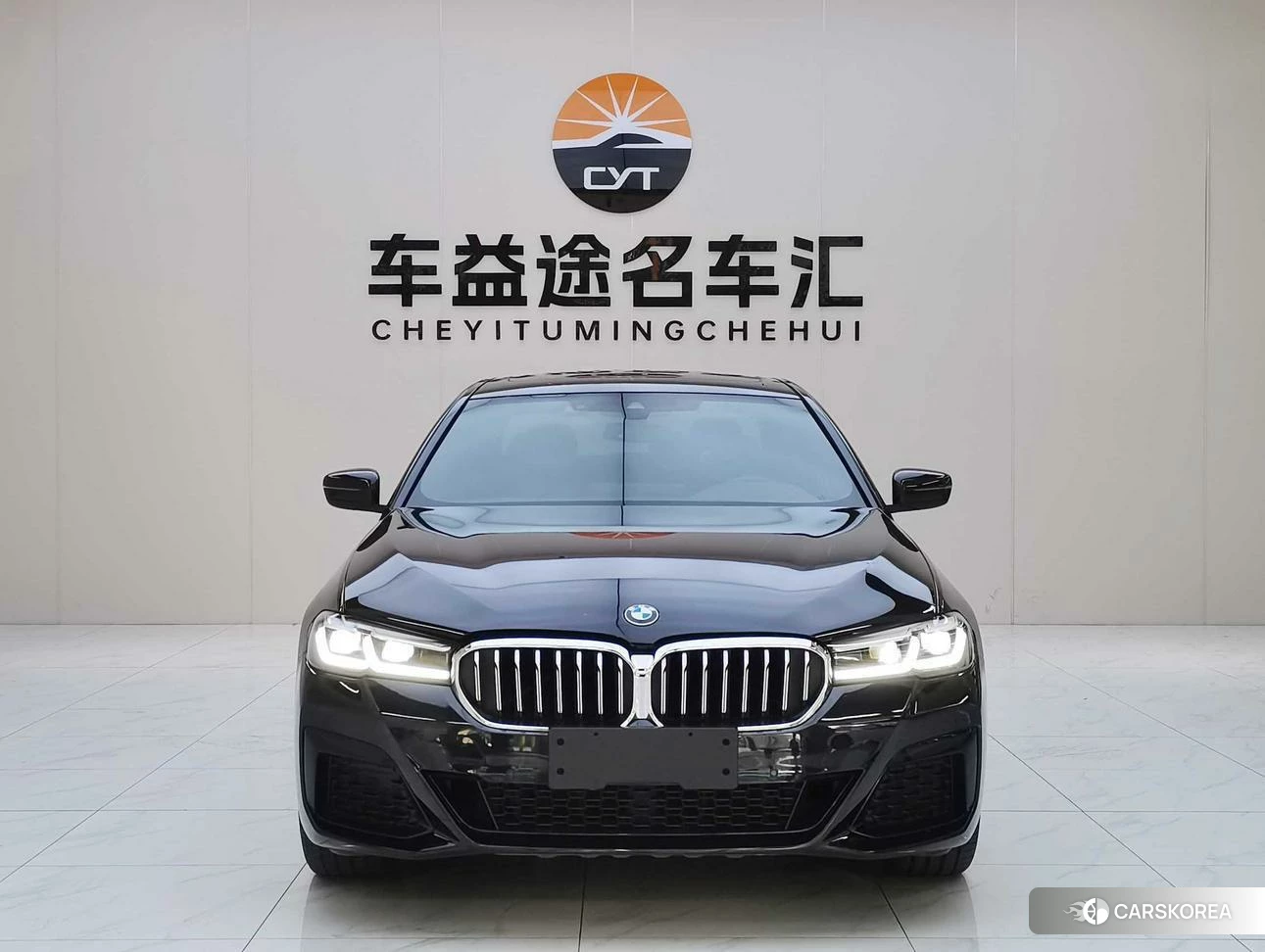 BMW 5 series 2021 Черный из Китая, фото 2