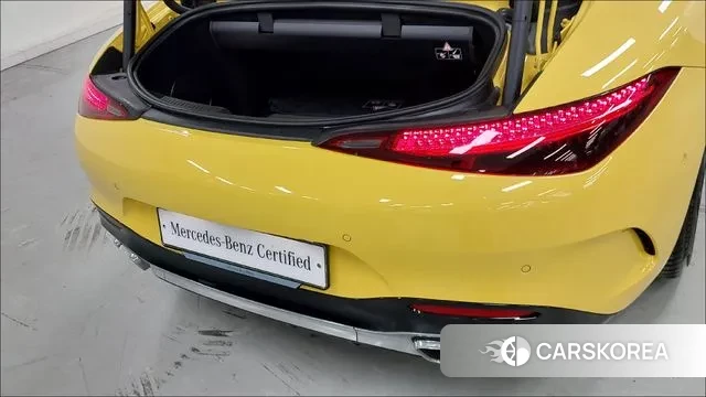 Mercedes-Benz SL-Class R232 2023 Желтый из Кореи, фото 2