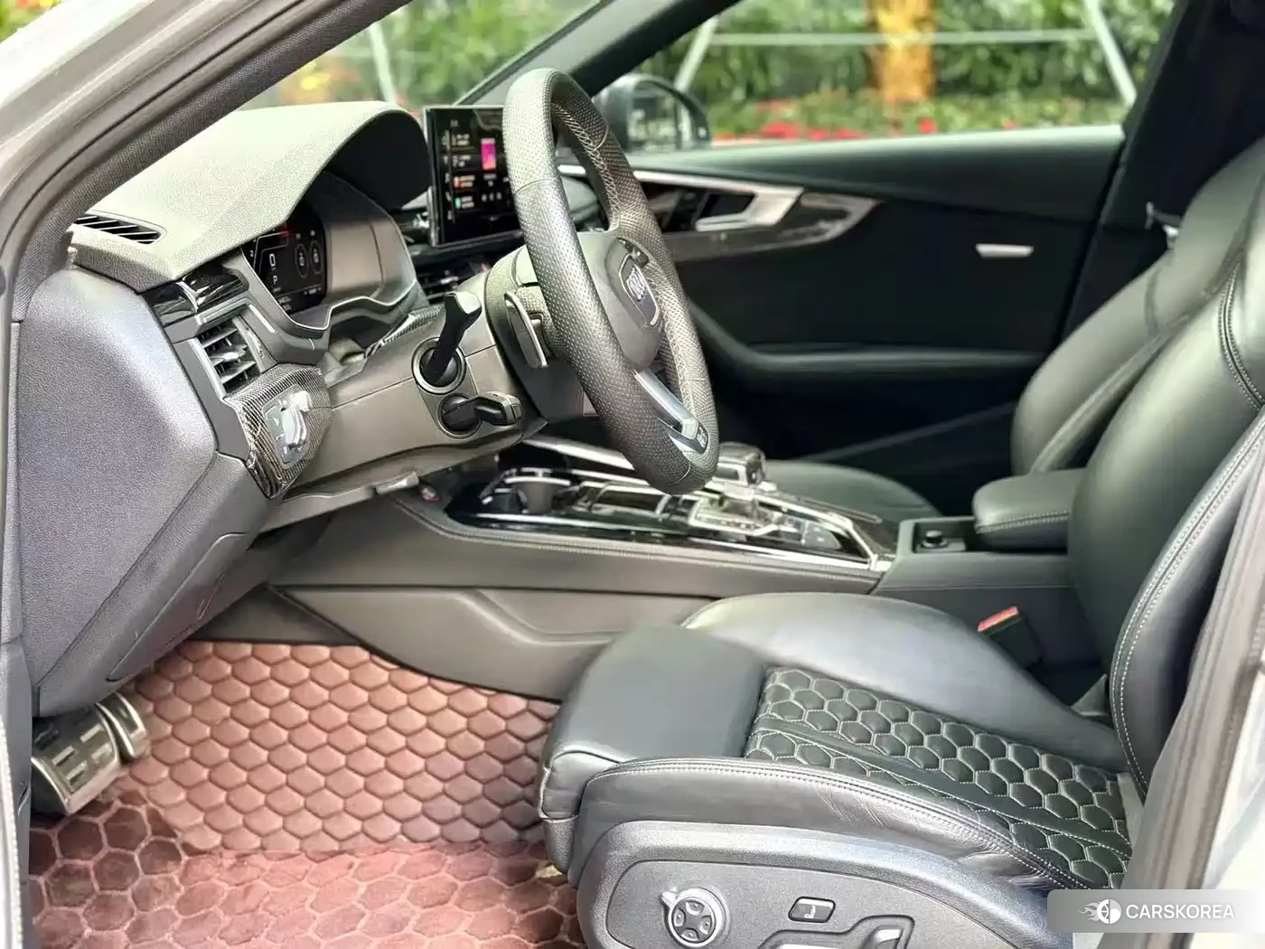 Audi RS 4 2022 Silver/gray из Китая, фото 2