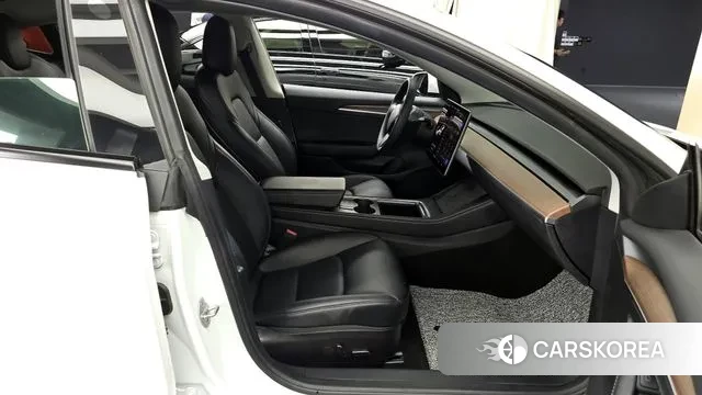 Tesla Model 3 2022 Белый из Кореи, фото 2