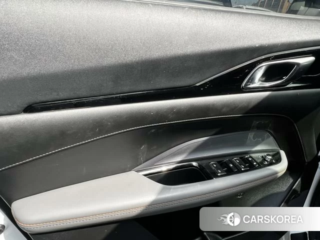 Changan Z6 2023 Белый из Китая, фото 2
