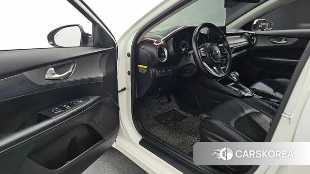 Kia Come New K3 2018 Белый из Кореи, фото 2