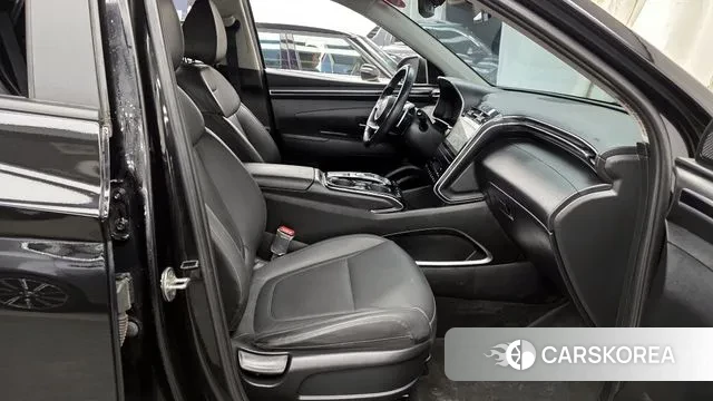 Hyundai Tucson (NX4) 2022 Черный из Кореи, фото 2